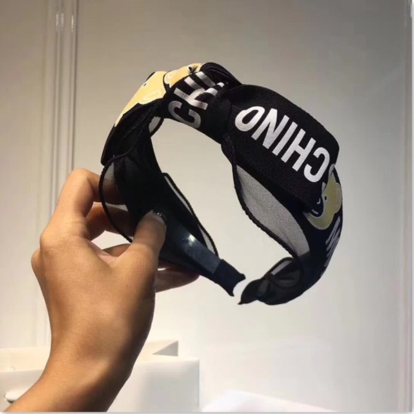 replica,repliche,fake,1:1,earrings,bracelet,ring,jewelry Cerchietto personalizzato MOSCHINO