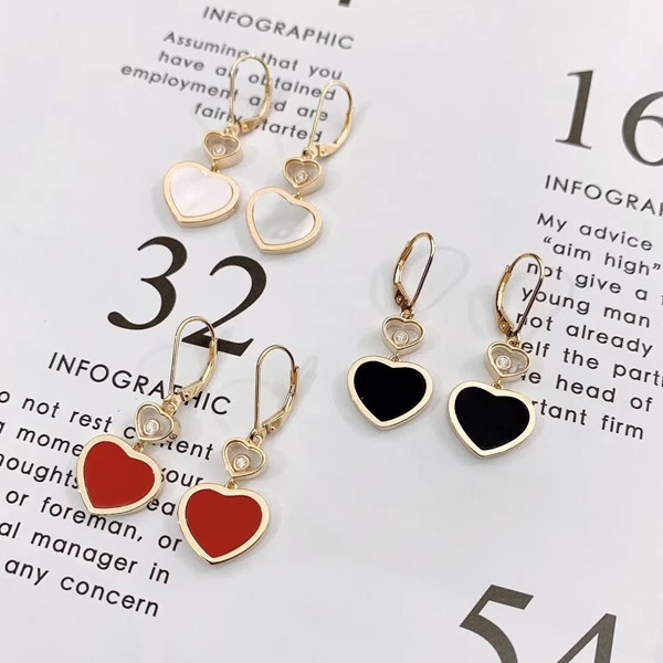 replica,repliche,fake,1:1,earrings,bracelet,ring,jewelry Orecchini d’amore della serie cuori di Chopard