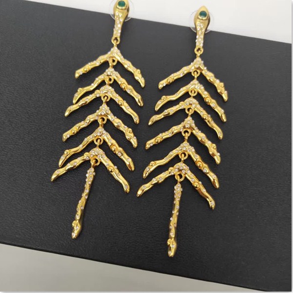 replica,repliche,fake,1:1,earrings,bracelet,ring,jewelry Chloe orecchini a lisca di pesce