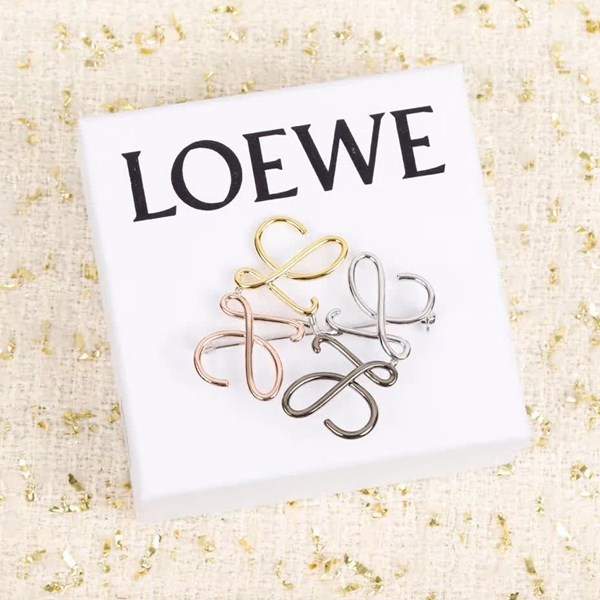 replica,repliche,fake,1:1,earrings,bracelet,ring,jewelry Spilla L0EWE a quattro colori