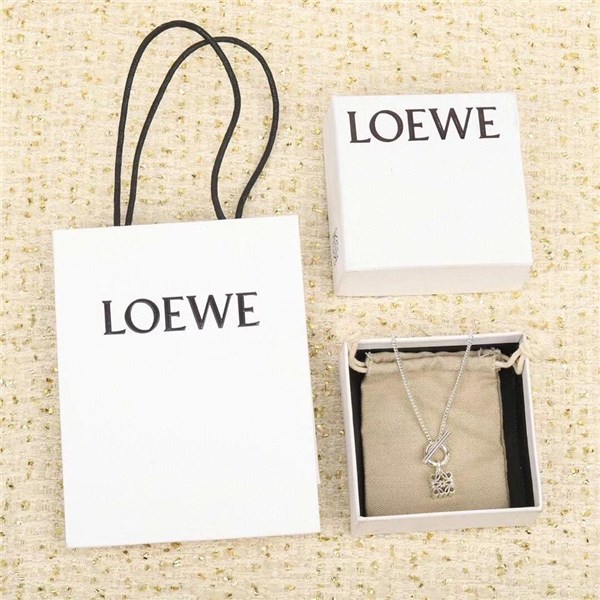 Collana Loew