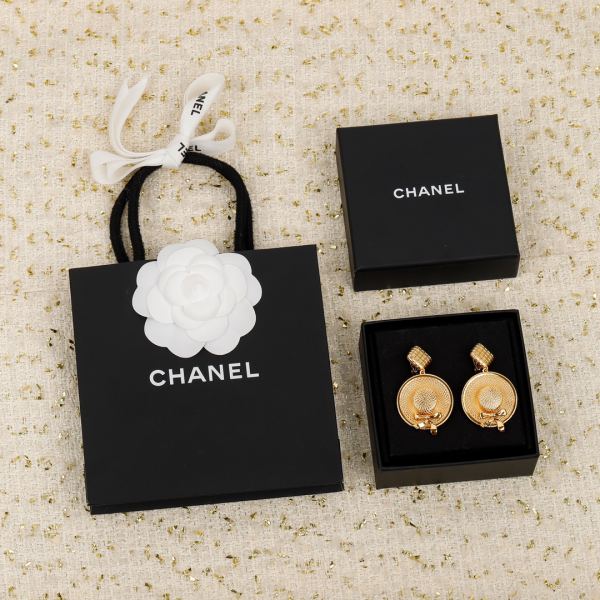 replica,repliche,fake,1:1,earrings,bracelet,ring,jewelry clip per orecchio Chanel