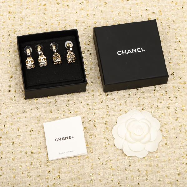 replica,repliche,fake,1:1,earrings,bracelet,ring,jewelry Orecchini Chanel