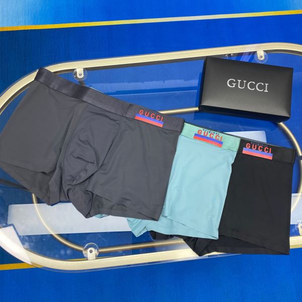 Gucci biancheria intima da uomo di lusso (tre pezzi)