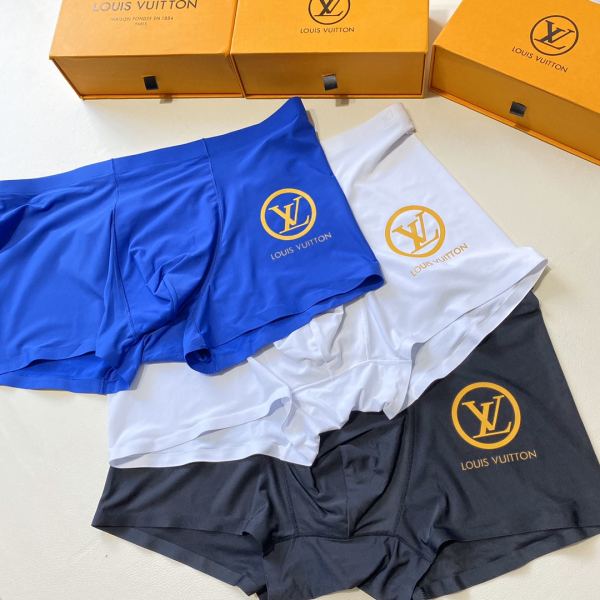 replica,repliche,fake,1:1,earrings,bracelet,ring,jewelry Intimo da uomo di lusso Louis Vuitton (tre pezzi)