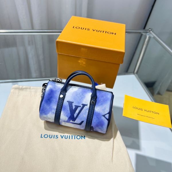 replica,repliche,fake,1:1,earrings,bracelet,ring,jewelry Louis Vuitton Mini ciondolo borsa a cuscino/MP2712