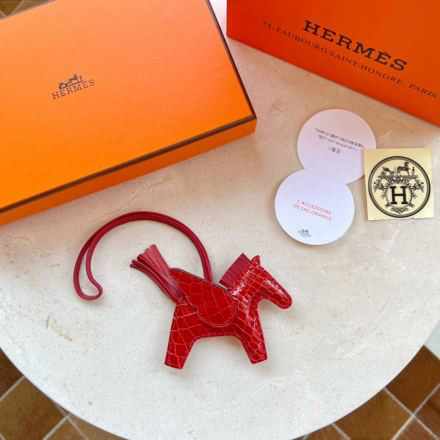 replica,repliche,fake,1:1,earrings,bracelet,ring,jewelry Hermes ciondolo borsa tutto coccodrillo