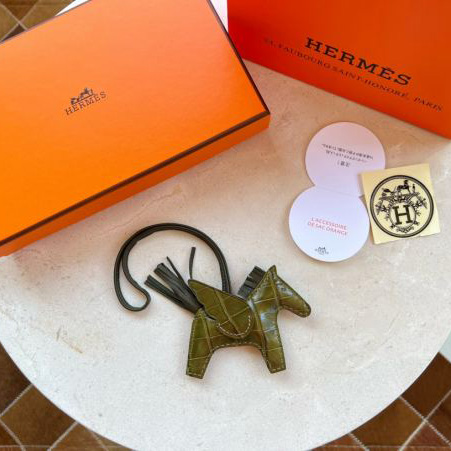 replica,repliche,fake,1:1,earrings,bracelet,ring,jewelry Hermes ciondolo borsa tutto coccodrillo