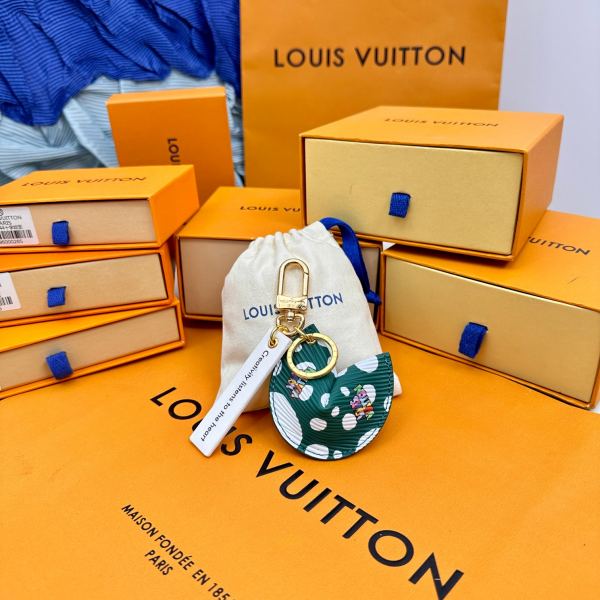 replica,repliche,fake,1:1,earrings,bracelet,ring,jewelry Portachiavi da appendere alla borsa dei biscotti della fortuna di Louis Vuitton