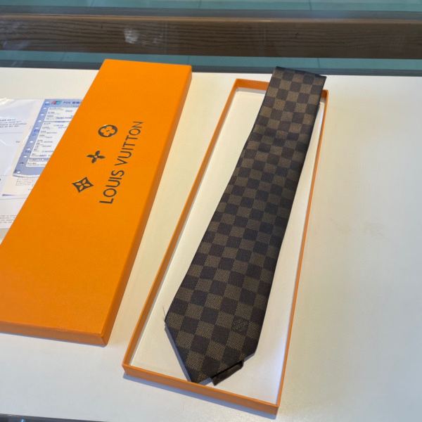 replica,repliche,fake,1:1,earrings,bracelet,ring,jewelry Cravatta da uomo Louis Vuitton