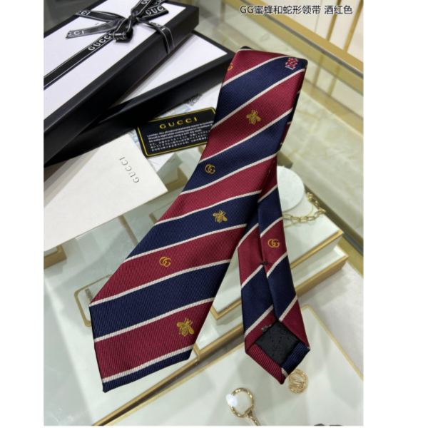 replica,repliche,fake,1:1,earrings,bracelet,ring,jewelry Collezione Cravatte Uomo Gucci