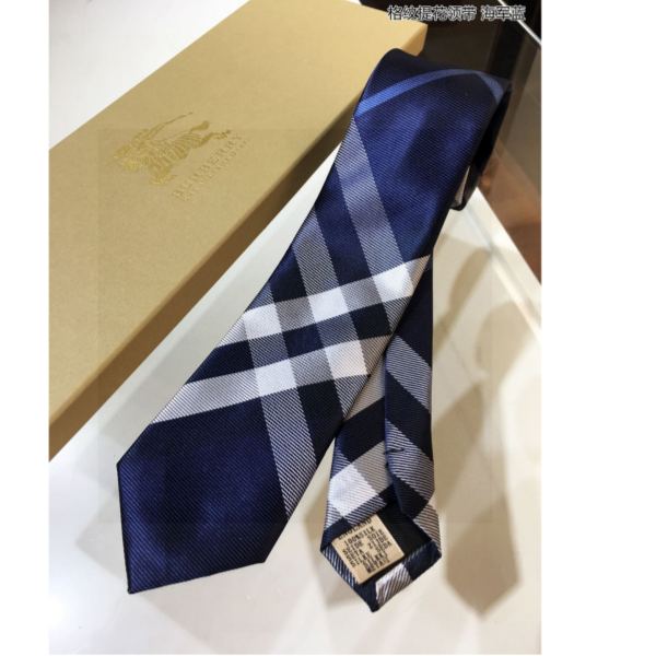 replica,repliche,fake,1:1,earrings,bracelet,ring,jewelry Burberry Cravatta Jacquard Check da Uomo