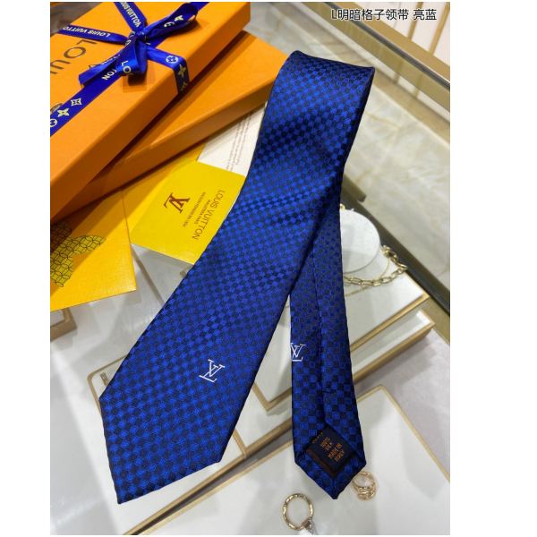 replica,repliche,fake,1:1,earrings,bracelet,ring,jewelry Louis Vuitton nuova cravatta da uomo