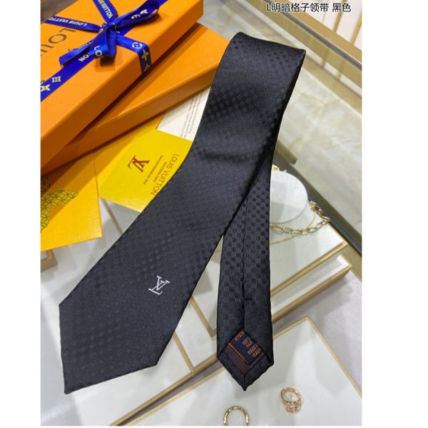 replica,repliche,fake,1:1,earrings,bracelet,ring,jewelry Louis Vuitton nuova cravatta da uomo