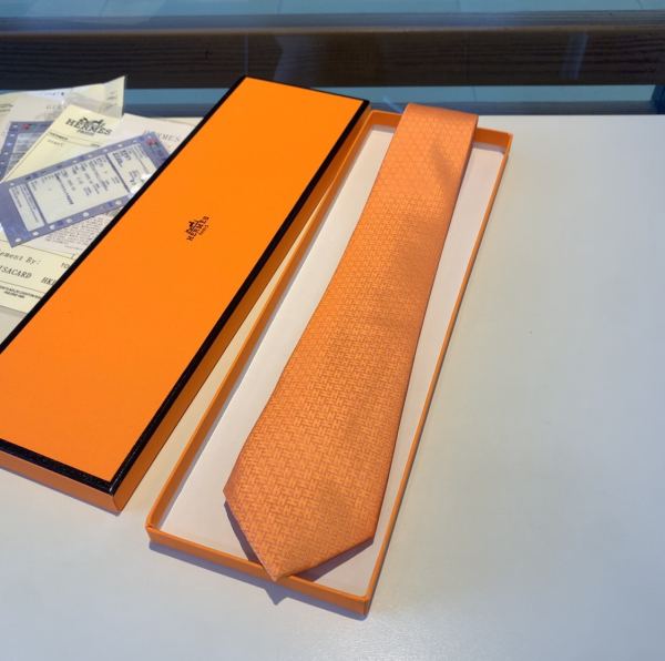 replica,repliche,fake,1:1,earrings,bracelet,ring,jewelry Hermes nuova cravatta da uomo