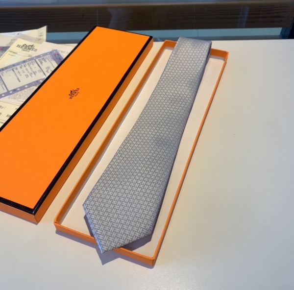replica,repliche,fake,1:1,earrings,bracelet,ring,jewelry Hermes nuova cravatta da uomo
