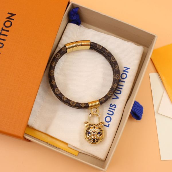 replica,repliche,fake,1:1,earrings,bracelet,ring,jewelry bracciale tigre Louis Vuitton