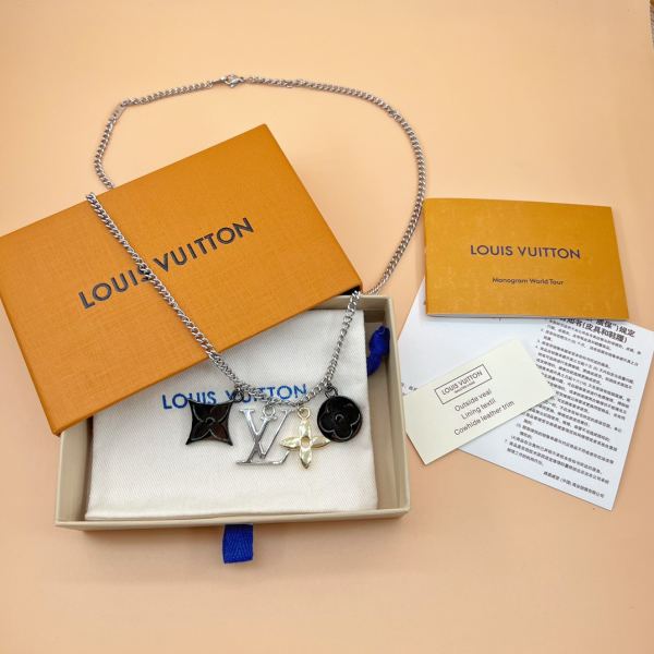 replica,repliche,fake,1:1,earrings,bracelet,ring,jewelry Louis Vuitton M00521 Collana floreale, 60cm