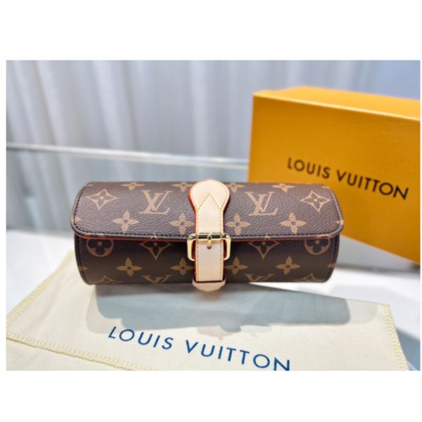 replica,repliche,fake,1:1,earrings,bracelet,ring,jewelry Louis Vuitton Classic Confezione da 3 orologi
