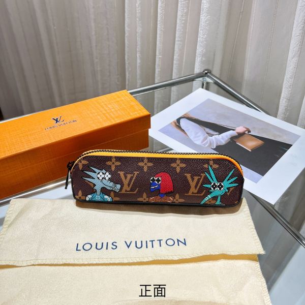 replica,repliche,fake,1:1,earrings,bracelet,ring,jewelry Louis Vuitton ELIZABETH astuccio/22*6*6cm
