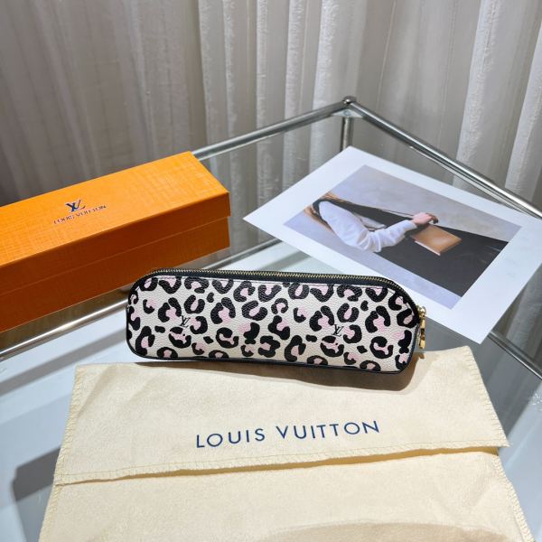 replica,repliche,fake,1:1,earrings,bracelet,ring,jewelry Louis Vuitton ELIZABETH astuccio/22*6*6cm