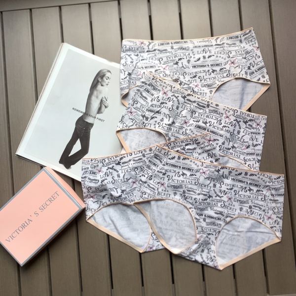 replica,repliche,fake,1:1,earrings,bracelet,ring,jewelry 【4 pezzi】 Mutandine senza cuciture a vita media da donna con lettere inglesi stampate di Victoria’s Secret