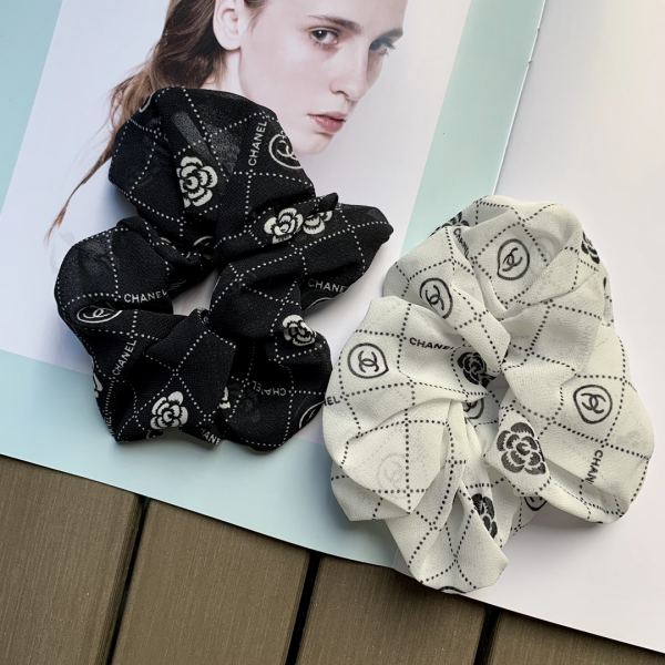 replica,repliche,fake,1:1,earrings,bracelet,ring,jewelry 【2 pezzi】 Cravatta per capelli alla moda stile camelia romboidale Chanel