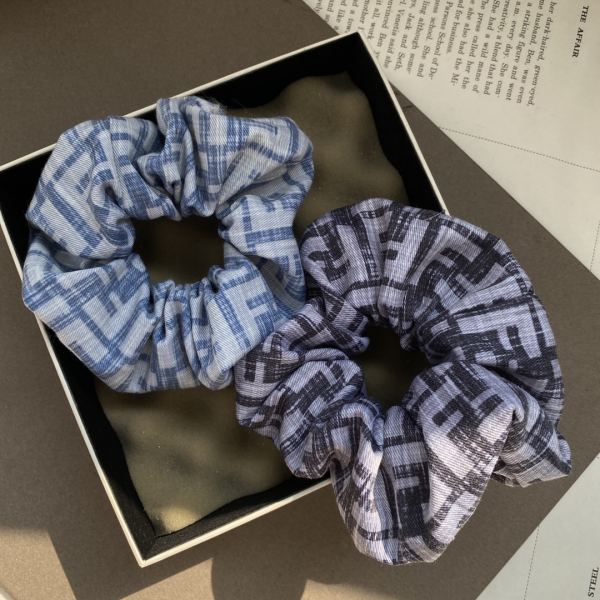 replica,repliche,fake,1:1,earrings,bracelet,ring,jewelry 【1 pz】 Fendi Nuovi lacci per capelli in denim lavato