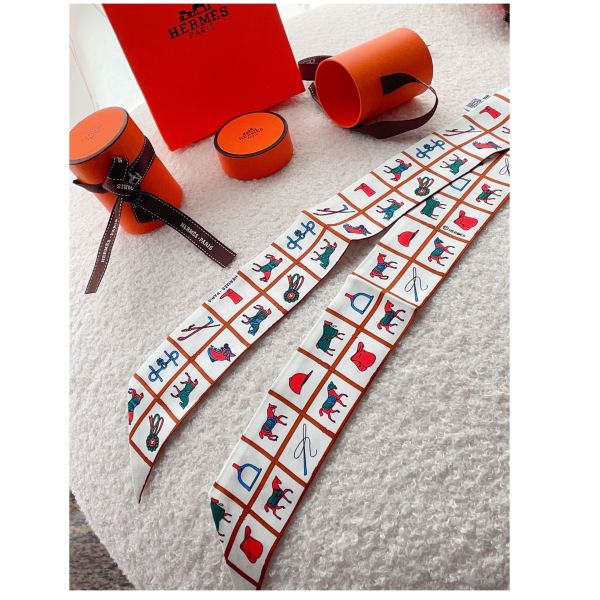 Hermes nuovo drappo cavallo Twilly/5x86cm