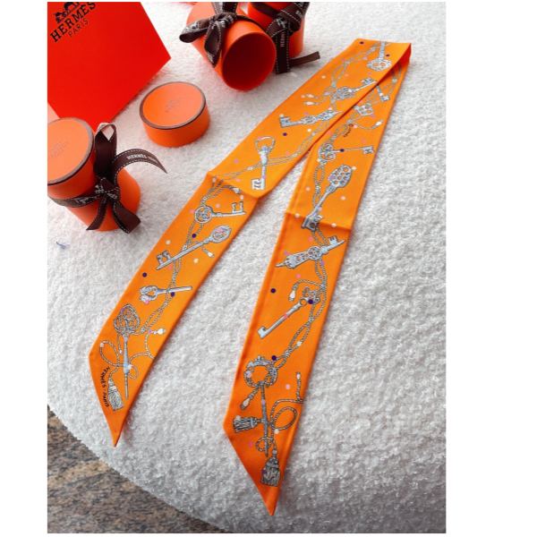 replica,repliche,fake,1:1,earrings,bracelet,ring,jewelry Foulard Hermes in seta, 100% seta di gelso