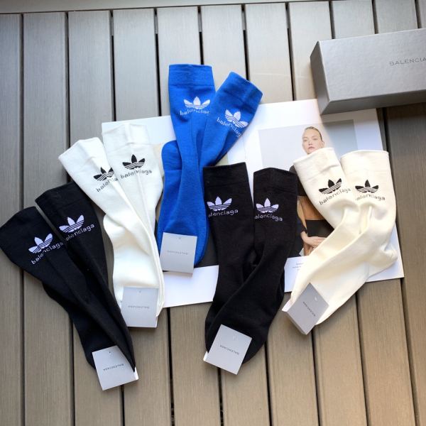replica,repliche,fake,1:1,earrings,bracelet,ring,jewelry 5 paia Balenciagax Adidas trifoglio ultime calze di cotone congiunte