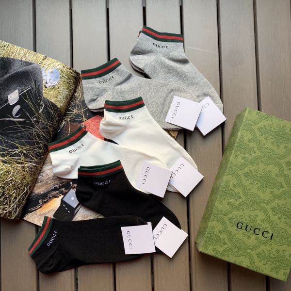 replica,repliche,fake,1:1,earrings,bracelet,ring,jewelry 6 paia di calzini in cotone alla moda con logo semplice a costine rigate a colori stile caldo Gucci