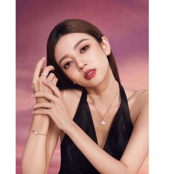 replica,repliche,fake,1:1,earrings,bracelet,ring,jewelry Collana grande Bvlgari smerlato Collana in oro rosa 18 carati