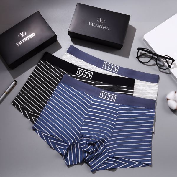 replica,repliche,fake,1:1,earrings,bracelet,ring,jewelry Intimo uomo Valentino (Tre pezzi)
