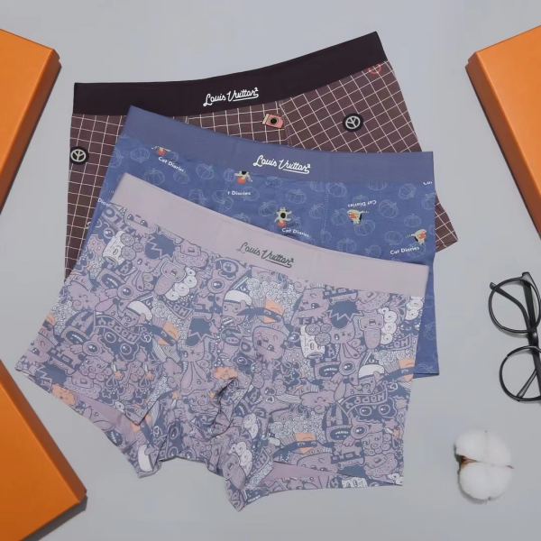 replica,repliche,fake,1:1,earrings,bracelet,ring,jewelry Intimo uomo Louis Vuitton (tre pezzi)