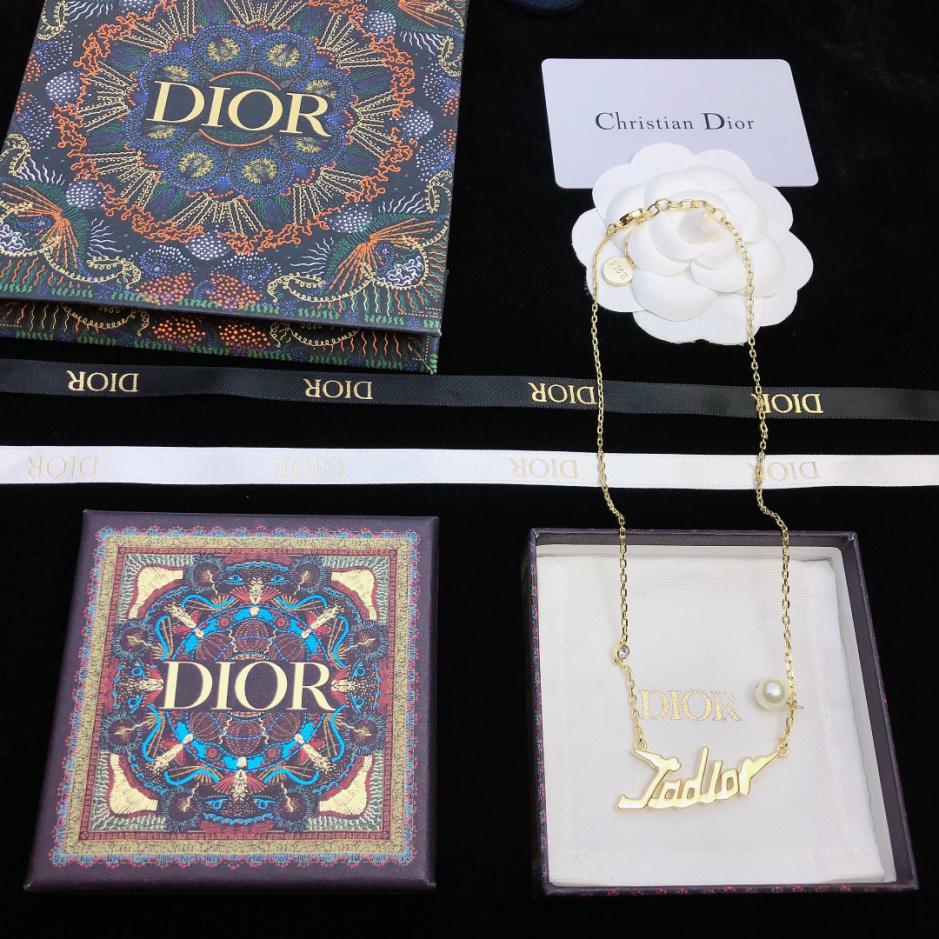 replica,repliche,fake,1:1,earrings,bracelet,ring,jewelry Collana con lettera DIOR