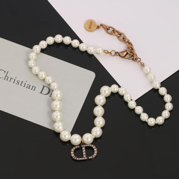 replica,repliche,fake,1:1,earrings,bracelet,ring,jewelry Collana di perle Dior