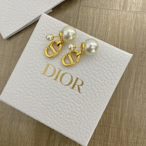 Orecchini Dior con doppia perla