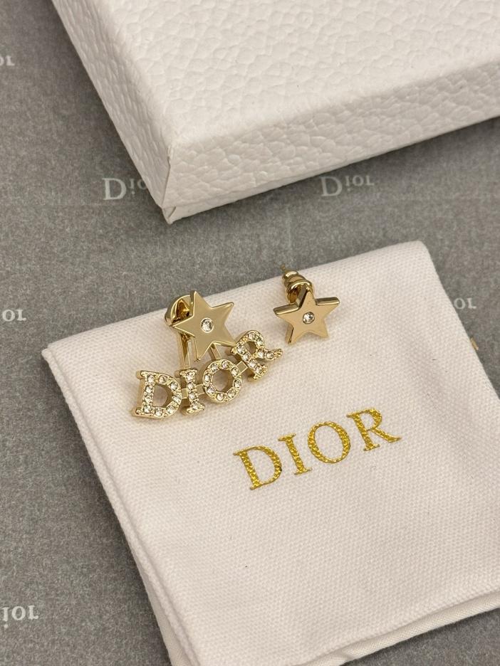 replica,repliche,fake,1:1,earrings,bracelet,ring,jewelry Orecchini asimmetrici con stella Dor letter replica,repliche,fake,1:1,earrings,bracelet,ring,jewelry Orecchini asimmetrici con stella Dor letter
