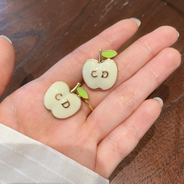 replica,repliche,fake,1:1,earrings,bracelet,ring,jewelry Orecchini Dior di seconda mano