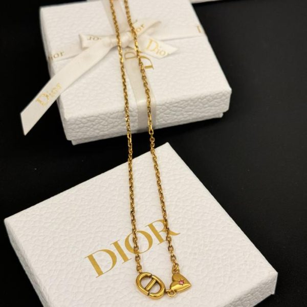 Collana Dior Love con diamanti rosa