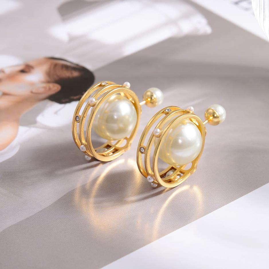 replica,repliche,fake,1:1,earrings,bracelet,ring,jewelry Nuovi orecchini con lettera Dior replica,repliche,fake,1:1,earrings,bracelet,ring,jewelry Nuovi orecchini con lettera Dior