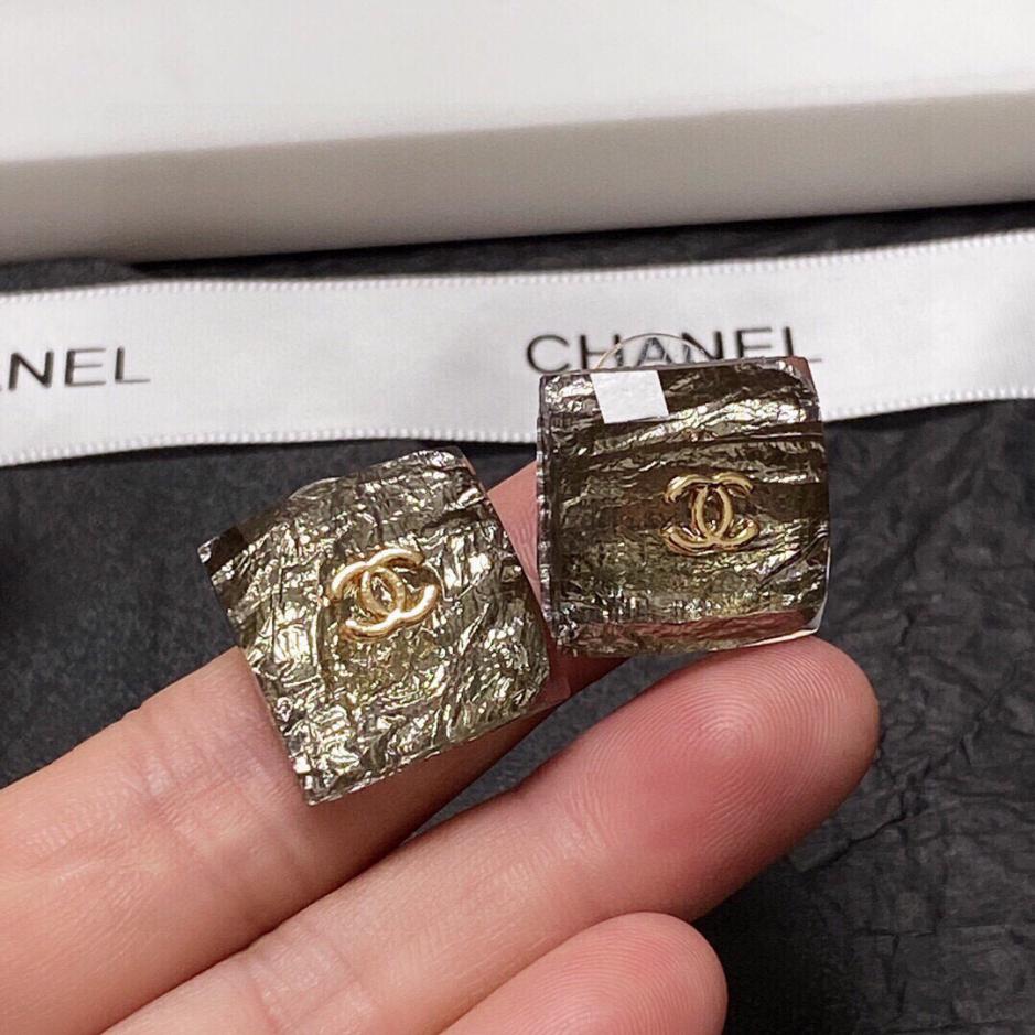 replica,repliche,fake,1:1,earrings,bracelet,ring,jewelry Orecchini Chanel versione vintage