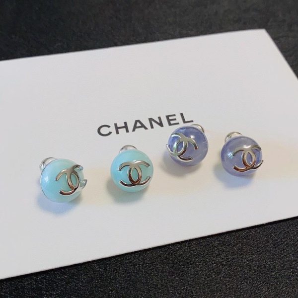 Piccoli orecchini Chanel