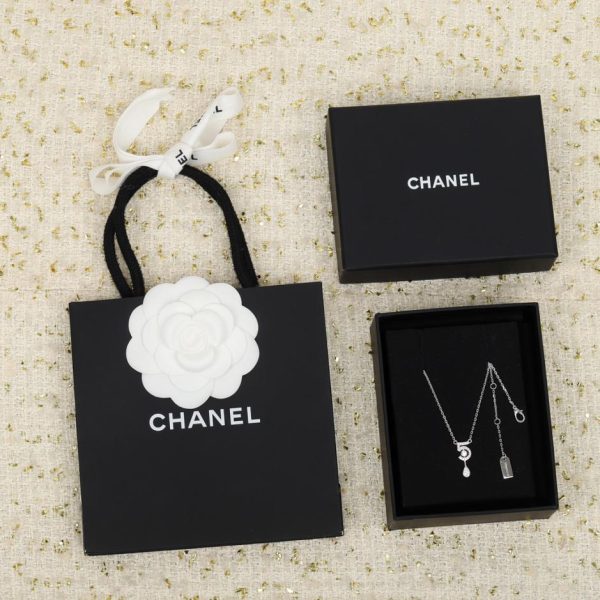 Collana ChanelN°5