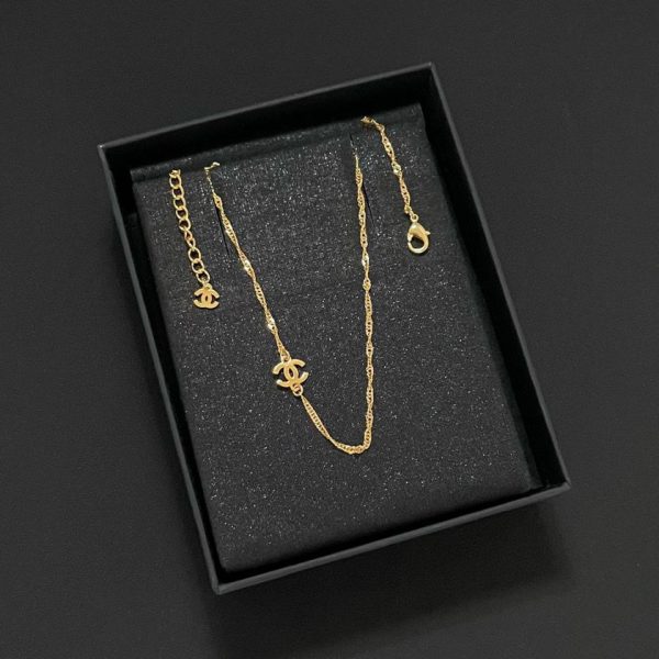 Collana a catena twist profumata Chanel