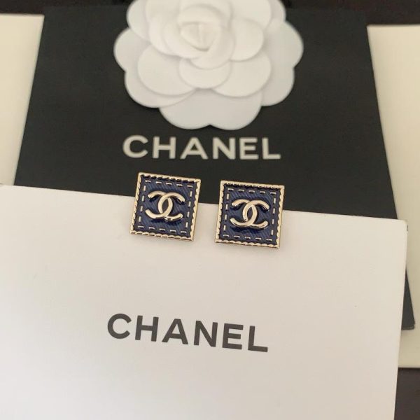 Orecchini quadrati Chanel blu e neri