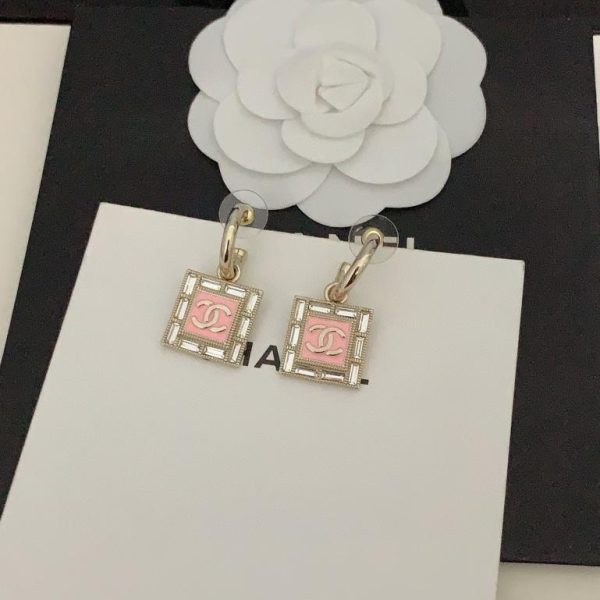 Ganci per orecchie Chanel con diamanti rosa bianchi