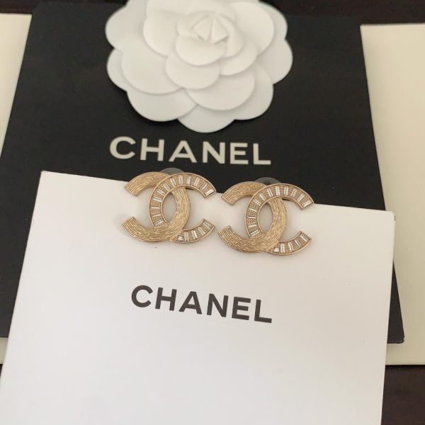 Orecchini Chanel cc in oro chiaro