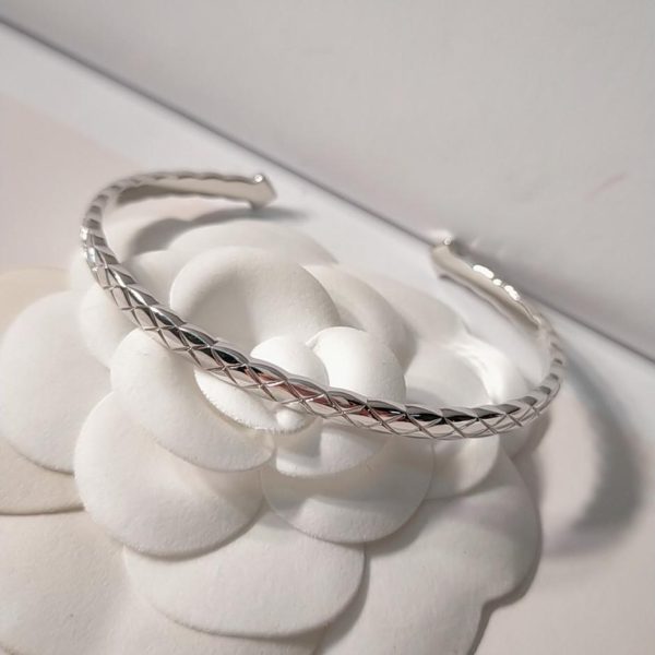 Bracciale Chanel versione mini in cocco